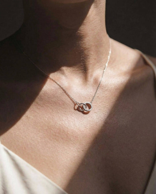 Necklace "Silent Tie"