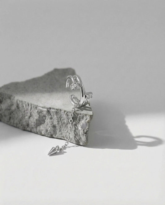 Ear Cuff "Anvil"