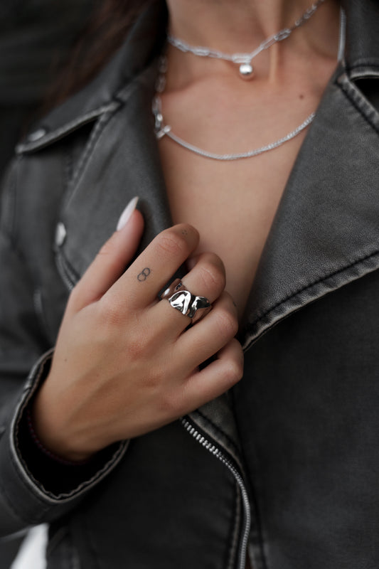 Ring "Iron Pulse"