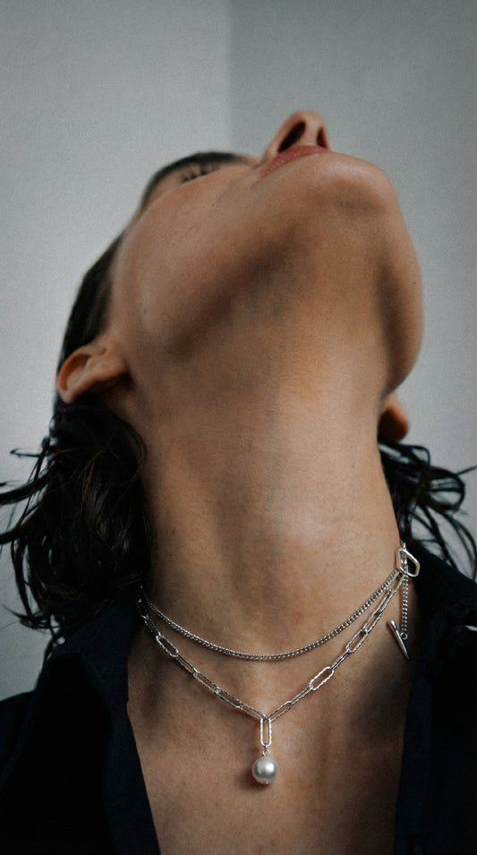 Necklace "Magnetic Trail"