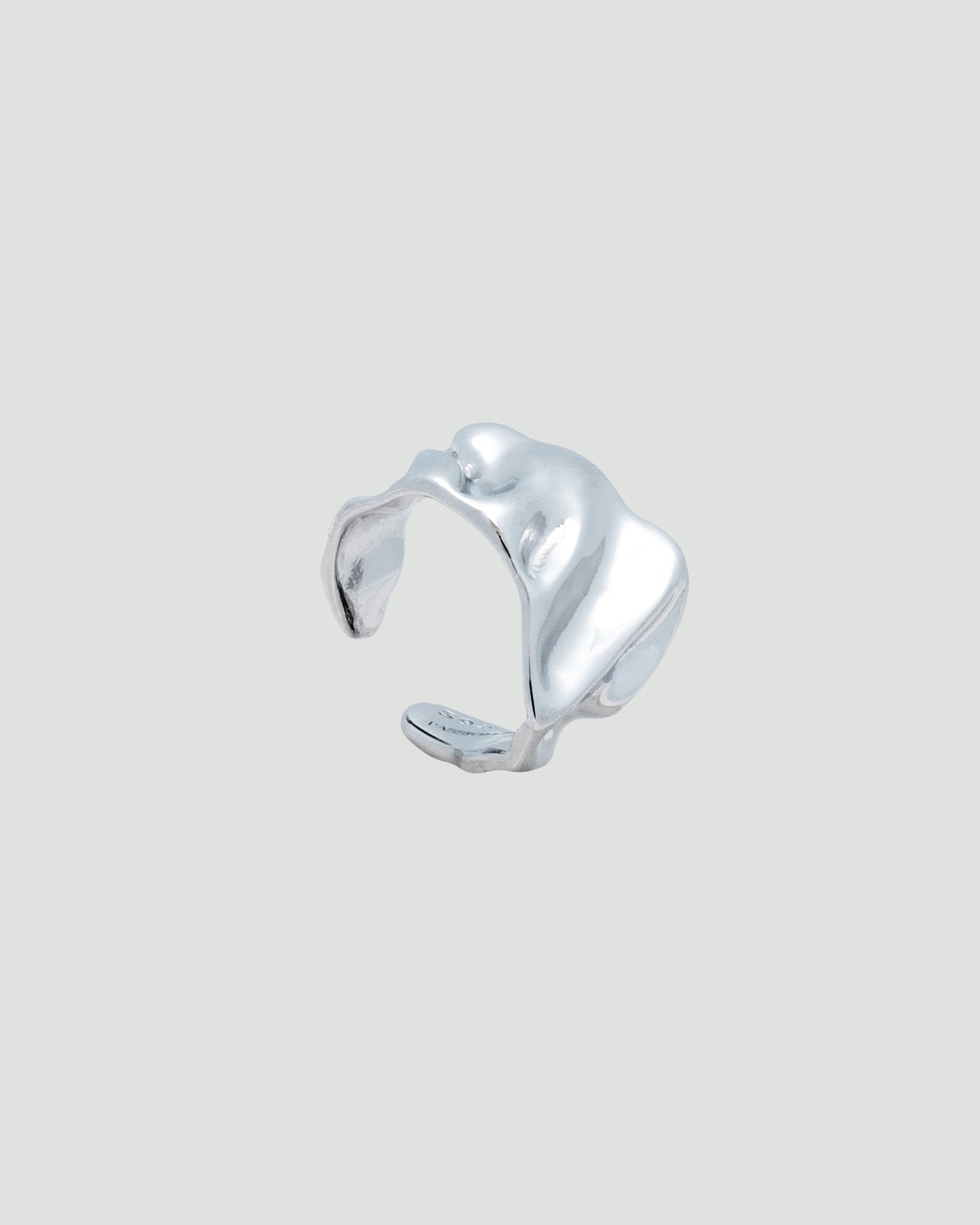 Earring Cuff "Steel Kiss"
